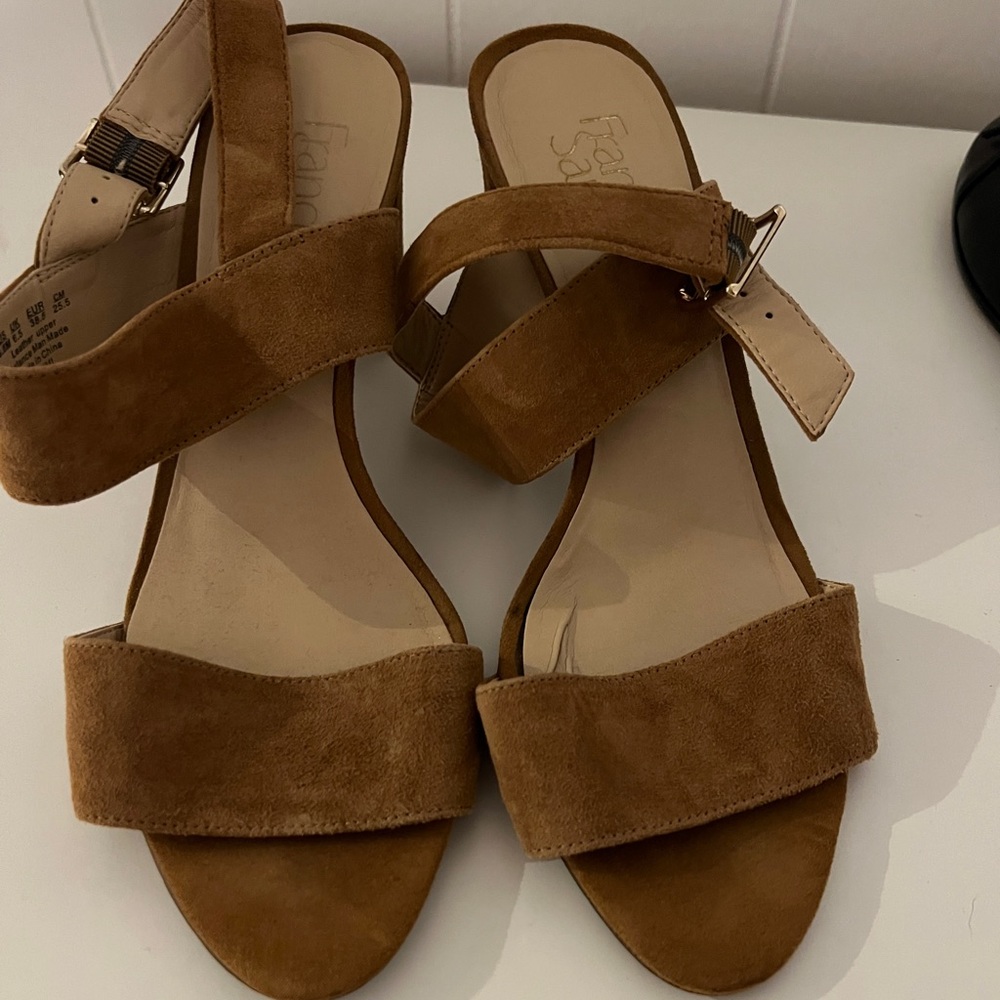 Franco Sarto camel color suede sandals
